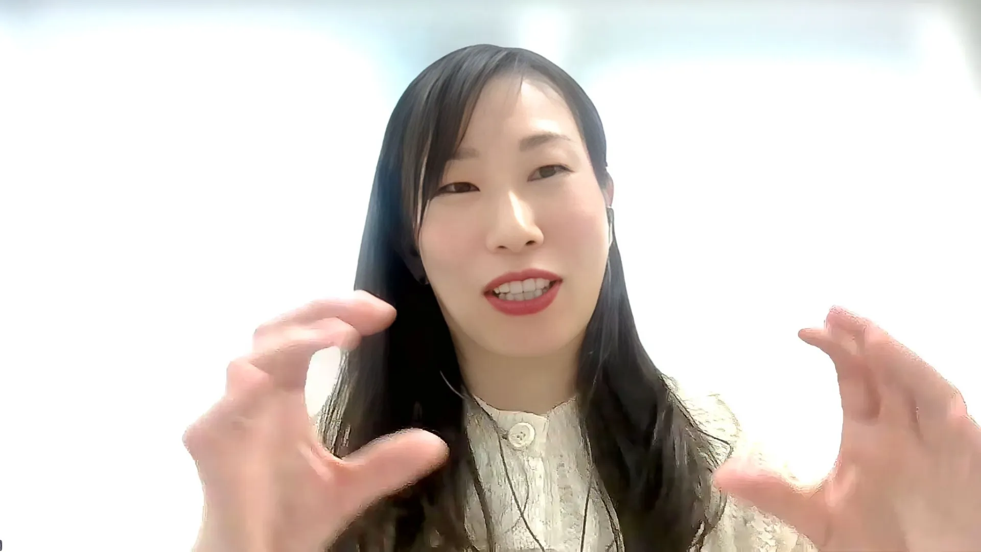 株式会社ディンプル 採用動画を活用した面接の様子